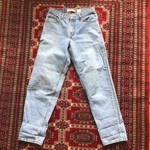 VINTAGE LEVI’S 560 DENIM